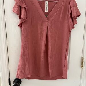 🟩3/$15 Mauve Ruffle Sleeve Blouse